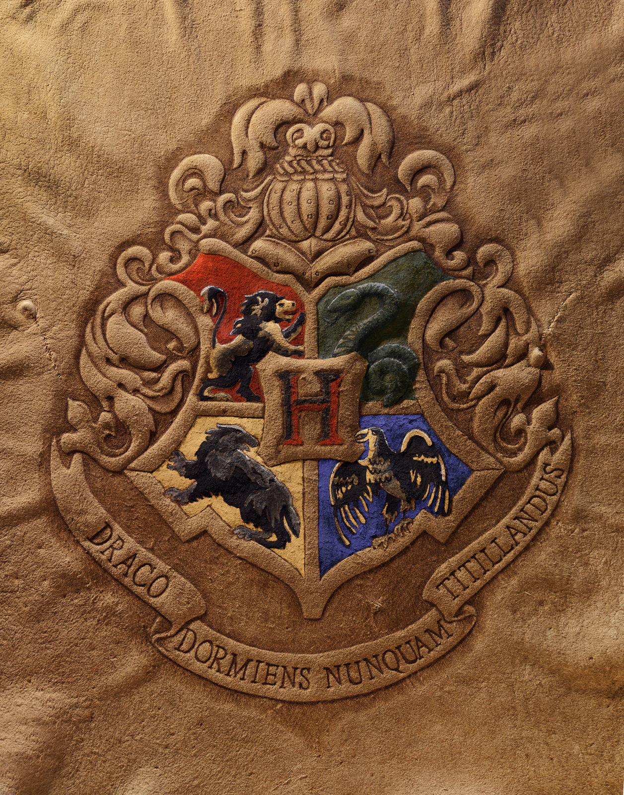 Harry Potter Hogwarts Crest Reproduction