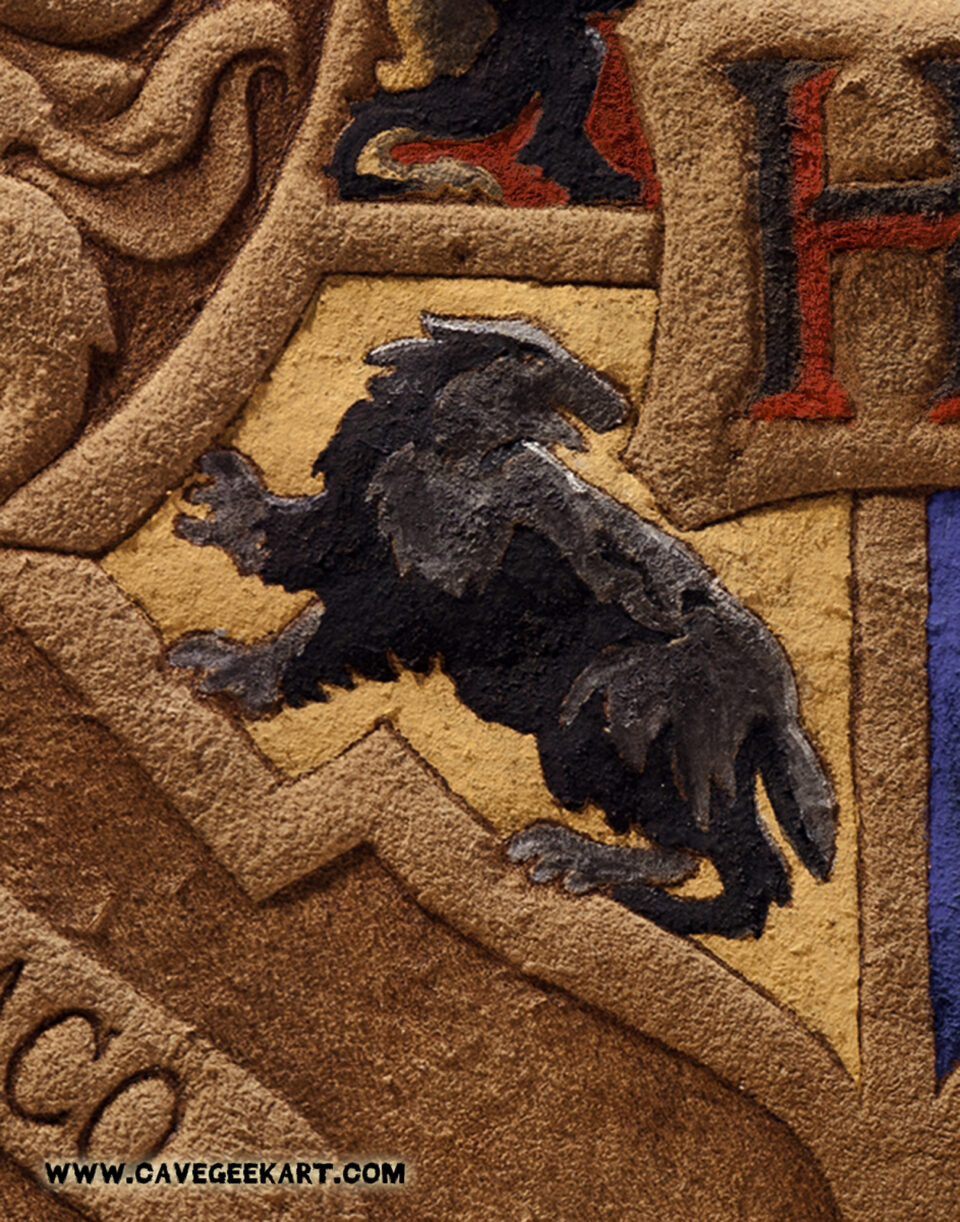 Hogwarts Crest Closeup 4